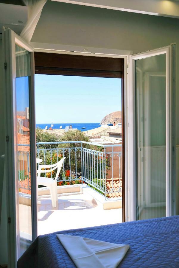 Hotel Limnia Gi Myrina Exteriér fotografie